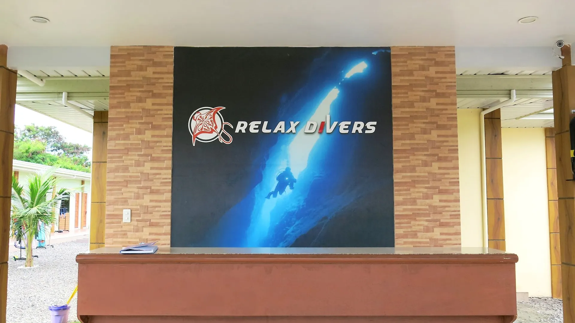 Relax Divers Bohol Tangnan Hotel
